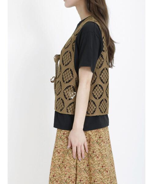 Samansa Mos2（サマンサ モスモス）の「オーバーレースリボン開きベスト（ベスト・レディース・キナリ/オリーブ/ブラック・F）」の9枚目の写真