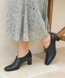 【美人百花2月号掲載】スクエアトゥブーティー