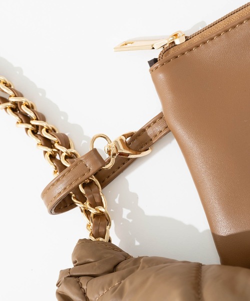 ZAKKA-BOX（ザッカボックス）の「ナイロンクッションチェーンバッグ（ショルダーバッグ・レディース・アイボリー/ブラック/キャメル・FREE）」の21枚目の写真