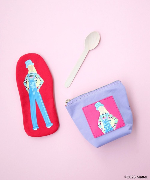 Barbie（バービー）の「【Barbie】バービー　ワークシリーズ フラットポーチ（ポーチ・レディース・ピンク/レッド/ブルー・FREE）」の5枚目の写真