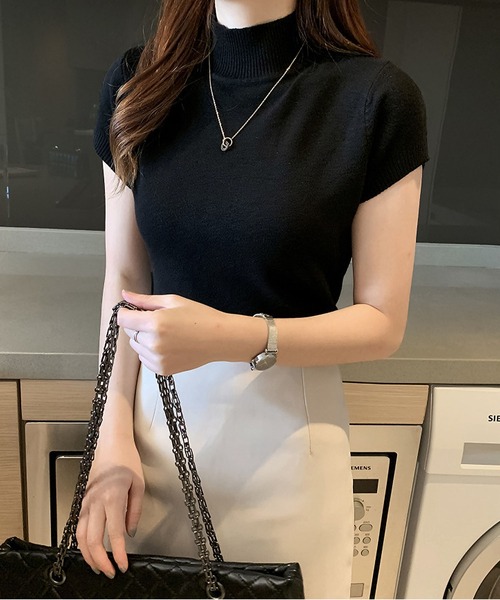 BLANC FICELLE(ブランフィセル)の「美シルエット フレンチスリーブ ハイネックニット(ニット/セーター・レディース・ブラック/Brick/グレー/アイボリー/ベージュ/グリーン/ダークグリーン・FREE)」の3枚目の写真