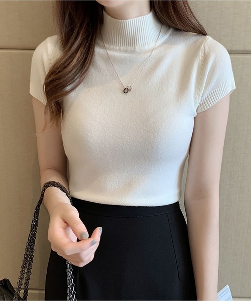 BLANC FICELLE(ブランフィセル)の「美シルエット フレンチスリーブ ハイネックニット(ニット/セーター・レディース・ブラック/Brick/グレー/アイボリー/ベージュ/グリーン/ダークグリーン・FREE)」の21枚目の写真