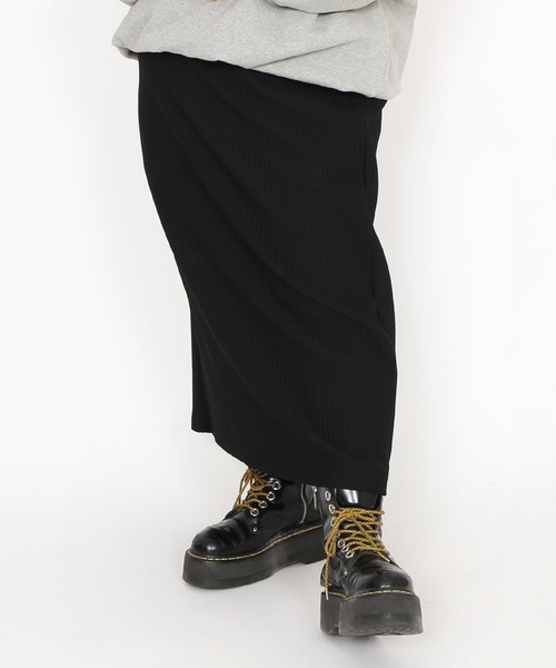 PUNYUS（プニュズ）の「バックスリットロングスカート（スカート・レディース・ブラック/レッド/ダークグレー/カーキ/ブルー/ブラウン・4/1/2/3）」の21枚目の写真