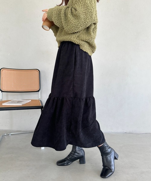 un+frame(アンフレーム)の「corduroy volume skirt/コーデュロイシャーリングギャザーボリュームフレアスカート(スカート・レディース・グレー/ベージュ/ブラック・FREE)」の9枚目の写真