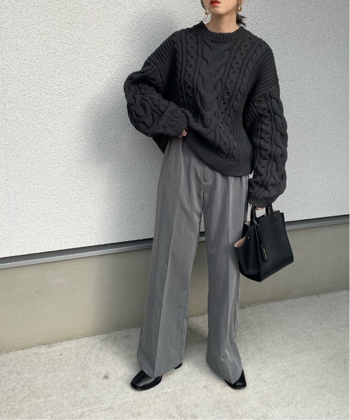 y/m by misato(イムバイミサト)の「ケーブル編みクルーネックニットトップス(ニット/セーター・レディース・アイボリー/ブラック・FREE)」の13枚目の写真