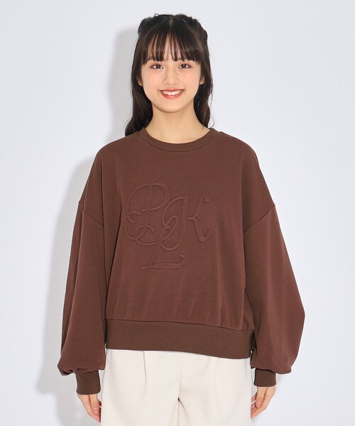 PINK-latte（ピンクラテ）の「◆【シャギー】エンボスロゴプルオーバー（スウェット・キッズ・ダークブラウン/ブラック/アイボリー系・16/14/15 ）」の4枚目の写真