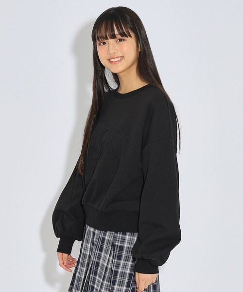 PINK-latte（ピンクラテ）の「◆【シャギー】エンボスロゴプルオーバー（スウェット・キッズ・ダークブラウン/ブラック/アイボリー系・16/14/15 ）」の11枚目の写真