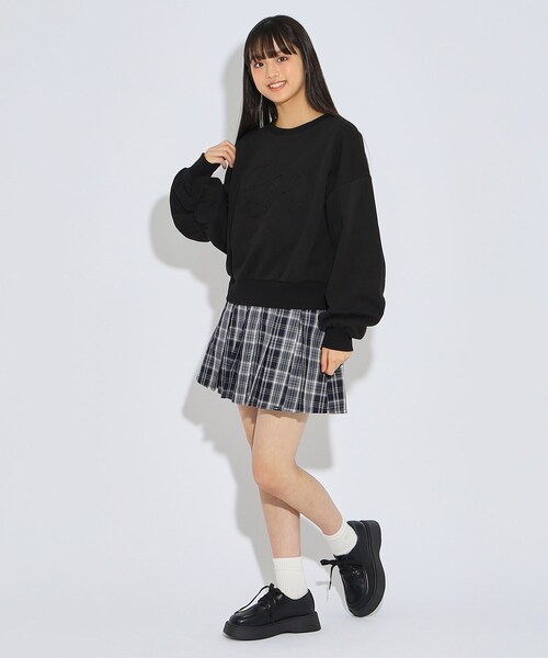 PINK-latte（ピンクラテ）の「◆【シャギー】エンボスロゴプルオーバー（スウェット・キッズ・ダークブラウン/ブラック/アイボリー系・16/14/15 ）」の13枚目の写真