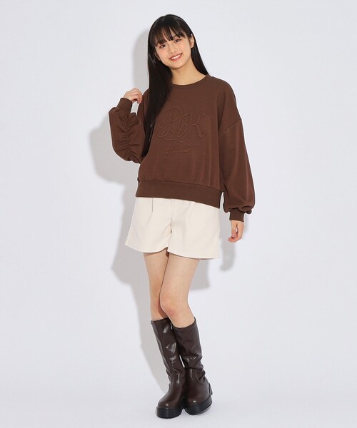 PINK-latte（ピンクラテ）の「◆【シャギー】エンボスロゴプルオーバー（スウェット・キッズ・ダークブラウン/ブラック/アイボリー系・16/14/15 ）」の21枚目の写真