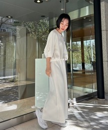 emmi atelier ecoダンボールノーカラーブルゾン エミ✨未使用 ecoダンボールノーカラーブルゾンクロップド