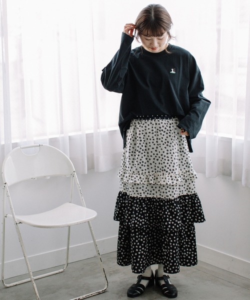 POU DOU DOU(プードゥドゥ)の「ランダムギャザーフリルスカート(スカート・レディース・ブラック・3)」の15枚目の写真