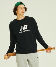 New Balance（ニューバランス）の「Sport Essentials Stacked Logo スウェットクルー（スウェット）」