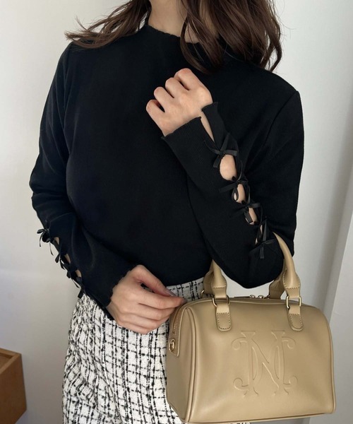 one after another NICE CLAUP(ワンアフターアナザーナイスクラップ)の「袖リボンテレコトップス/ribbon collection(Tシャツ/カットソー・レディース・ブラック/杢グレー/オフホワイト・FREE)」の7枚目の写真