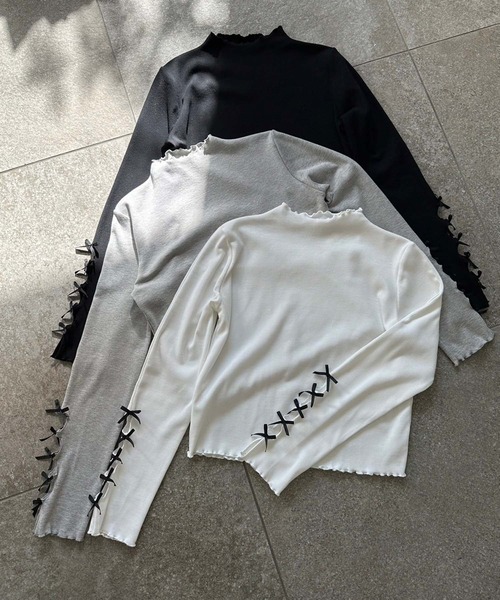 one after another NICE CLAUP(ワンアフターアナザーナイスクラップ)の「袖リボンテレコトップス/ribbon collection(Tシャツ/カットソー・レディース・ブラック/杢グレー/オフホワイト・FREE)」の4枚目の写真