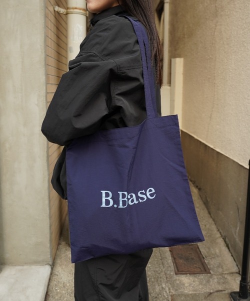 BROKEN BASE(ブロークンベース)の「B.BASEナイロントートバッグ(トートバッグ・メンズ・ブルー/ネイビー/アイボリー/ブラック・フリー)」の8枚目の写真