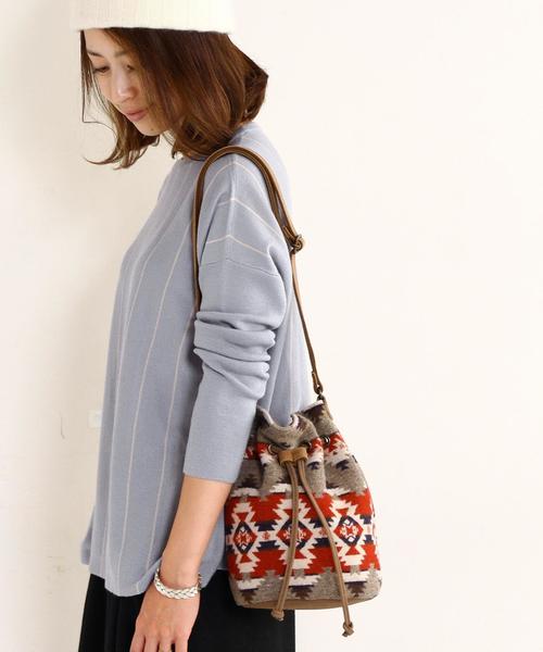 BEAUTY&YOUTH UNITED ARROWS（ビューティーアンドユースユナイテッドアローズ）の「【別注】BY∵ PENDLETON バケットバッグ◆（ショルダーバッグ・レディース・モカ・ﾌﾘ-）」の2枚目の写真