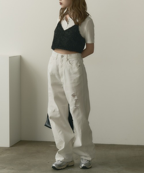 AO2(アオズ)の「Damage Curve Denim / ダメージ加工 カーブデニムパンツ(デニムパンツ・レディース・ライトブルー/ネイビー/ホワイト・M/S)」の11枚目の写真
