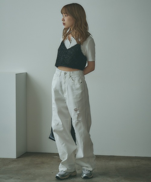 AO2(アオズ)の「Damage Curve Denim / ダメージ加工 カーブデニムパンツ(デニムパンツ・レディース・ライトブルー/ネイビー/ホワイト・M/S)」の22枚目の写真