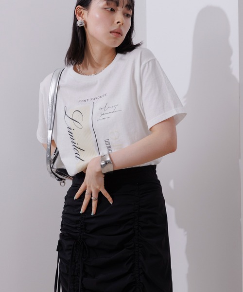Eimee Law（エイミーロウ）の「2トーンニュアンスロゴTシャツ（Tシャツ/カットソー・レディース・スミクロ/オフホワイト・38）」の6枚目の写真