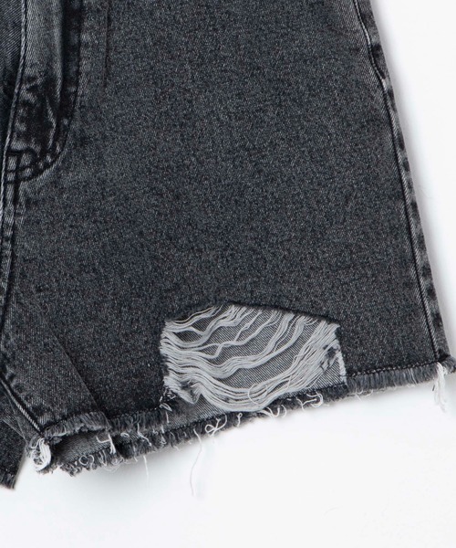 WEGO（ウィゴー）の「WEGO/ダメージデニムショートパンツ（デニムパンツ・レディース・ライトインディゴブルー/ブラック系その他/ブルー系1・X-SMALL/SMALL/MEDIUM）」の20枚目の写真