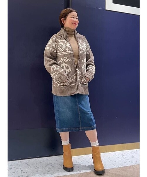 BROOKS BROTHERS(ブルックスブラザーズ)の「コットン ストレッチ ファイブポケット デニム ミディスカート(デニムスカート・レディース・ブルー・0/2/4/6/8)」の21枚目の写真