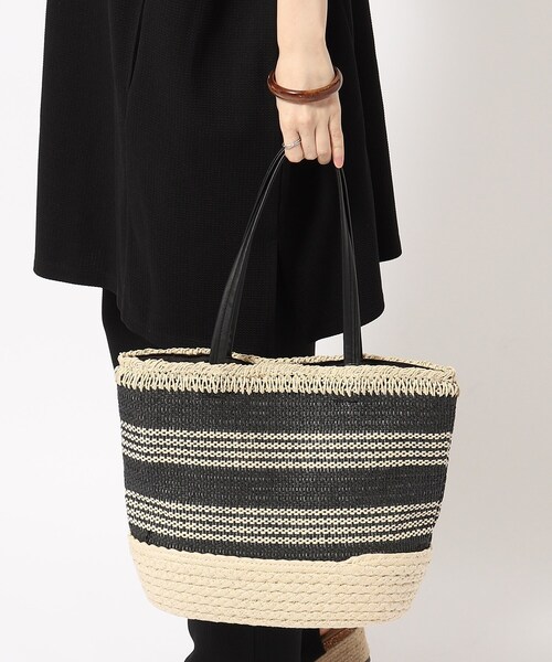 SHOO・LA・RUE（シューラルー）の「◆ボーダーペーパートートバッグ（トートバッグ・レディース・ブラック系2/オレンジ系その他4/キャメル・00）」の4枚目の写真