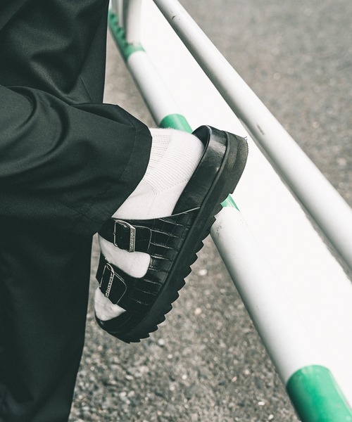 Subciety(サブサエティ)の「CROCODILESANDALS(サンダル・メンズ・ブラック・X-LARGE/LARGE/MEDIUM/SMALL)」の19枚目の写真