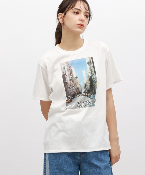 LAKOLE(ラコレ)の「アソートフォトTEE / 125541(Tシャツ/カットソー・レディース・ホワイト/オフホワイト・SMALL/MEDIUM)」の9枚目の写真