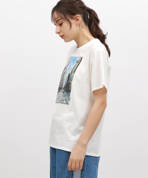 LAKOLE(ラコレ)の「アソートフォトTEE / 125541(Tシャツ/カットソー・レディース・ホワイト/オフホワイト・SMALL/MEDIUM)」の10枚目の写真