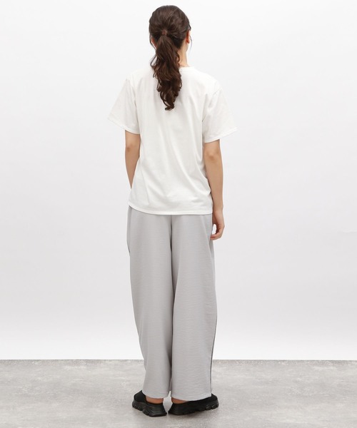 LAKOLE(ラコレ)の「アソートフォトTEE / 125541(Tシャツ/カットソー・レディース・ホワイト/オフホワイト・SMALL/MEDIUM)」の14枚目の写真