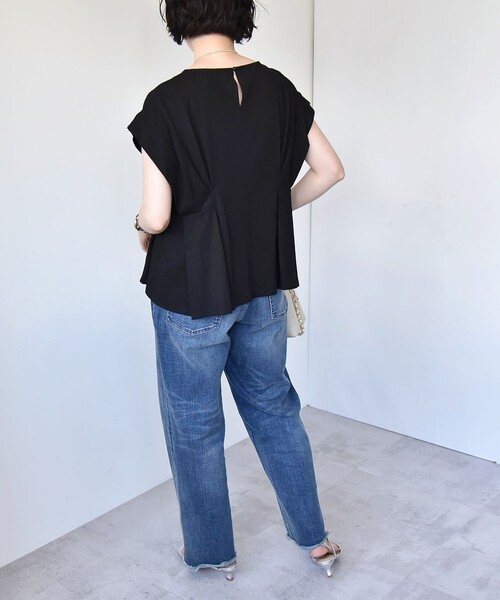 quaranciel（カランシエル）の「quaranciel:〈手洗い可能〉ウエストシェイプ フレンチスリーブ TEE（Tシャツ/カットソー・レディース・ホワイト/ブラック/カーキ・ONE SIZE）」の12枚目の写真