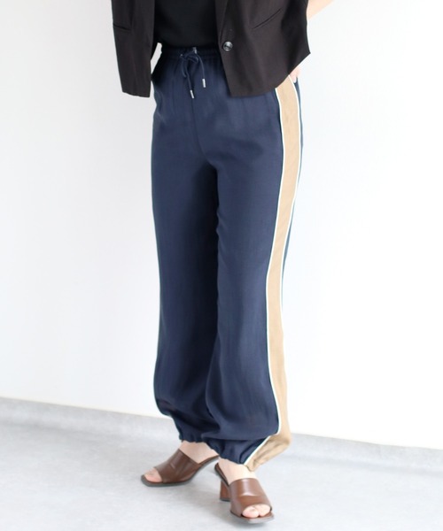 cepo（セポ）の「シアードロストサイドラインパンツ　〈セットアップ可能〉（その他パンツ・レディース・ブラック/オフホワイト/ネイビー・M）」の22枚目の写真