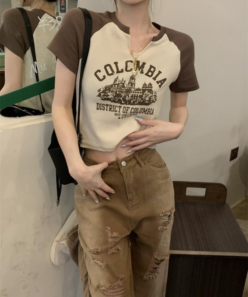 MAISON DE THERESE（メゾン ド テレーズ）の「カレッジロゴ　バイカラー　ショート丈　プリントTシャツ（Tシャツ/カットソー・レディース・ベージュ/ホワイト・S/M/L）」の5枚目の写真