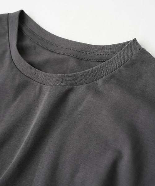 hunch(ハンチ)の「ミニロゴ ノースリーブカットソー(Tシャツ/カットソー・レディース・グレー/オフホワイト・フリー)」の11枚目の写真
