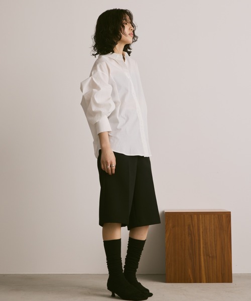 Aunt Marie's(アントマリーズ)の「タックボリュームスリーブオーバーサイズシャツ(シャツ/ブラウス・レディース・サックスブルー/ブラック/ホワイト・FREE)」の14枚目の写真