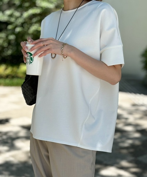 Emma Taylor(エマテイラー)の「ネックが選べる!ライトダンボールダブルスリーブプルオーバー(Tシャツ/カットソー・レディース・ベージュ/ホワイト/ブラウン/チャコールグレー/ブラック/ネイビー/ブラック系その他/グレー系その他/ブラウン系その他/ベージュ系その他/ホワイト系その他・FREE)」の12枚目の写真