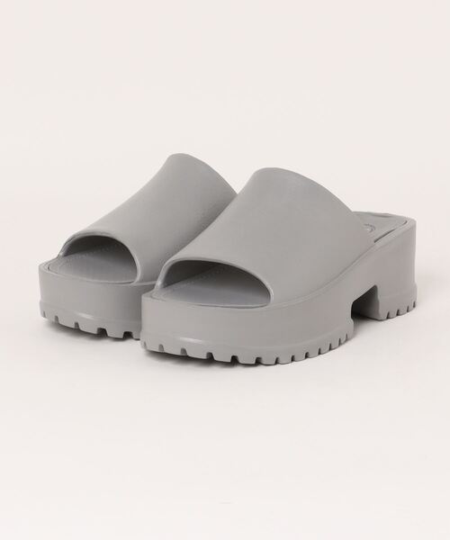 Balancoire（ブランコアール）の「超軽量ワントーンスライドサンダル（サンダル・レディース・グレー/ブラック/アイボリー/グリーン・M/L/LL/S）」の2枚目の写真