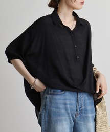 atONE スラブ前タックシャツ