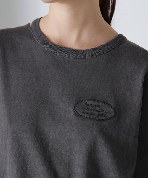 AVIREX(アヴィレックス)の「OPEN NECK BACK TACK FADEWASH T-SHIRT/オープンネック バックタック フェイドウォッシュTシャツ(Tシャツ/カットソー・レディース・レッド/チャコールグレー/アイボリー・F)」の20枚目の写真
