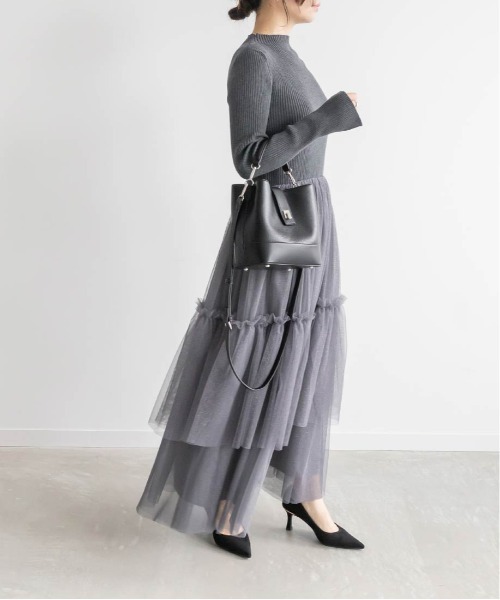 RANDA(ランダ)の「ゴールドモチーフヒールパンプス(パンプス・レディース・ワイン/グレー/ブラック・24.5/24/23.5/23/22.5/22/25.5/25)」の16枚目の写真