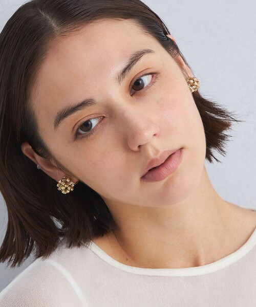 green label relaxing(グリーンレーベルリラクシング)の「カットビーズ ボール イヤリング(イヤリング・レディース・ゴールド/シルバー・FREE)」の3枚目の写真