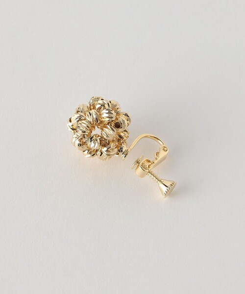 green label relaxing(グリーンレーベルリラクシング)の「カットビーズ ボール イヤリング(イヤリング・レディース・ゴールド/シルバー・FREE)」の6枚目の写真