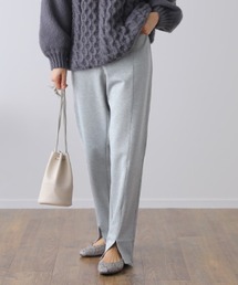 スリットパンツ