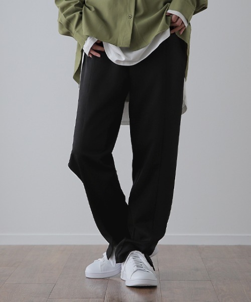 HUG.U（ハグユー）の「スリットパンツ（スウェットパンツ・レディース・ダークグリーン/オレンジ/ミント/チャコール/ライトグレー/ライム/ブラック/ブルーグリーン/スモークピンク/ライトベージュ・FREE）」の22枚目の写真