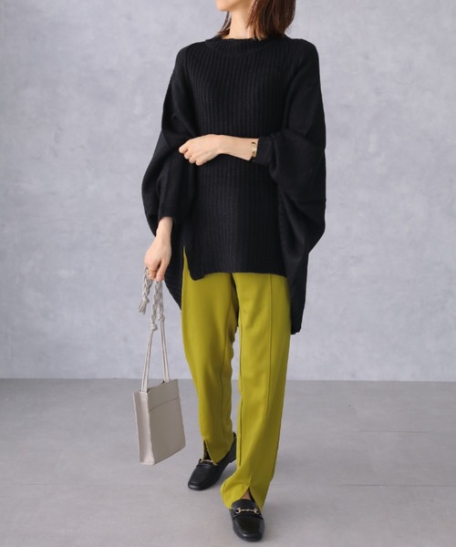 HUG.U（ハグユー）の「スリットパンツ（スウェットパンツ・レディース・ダークグリーン/オレンジ/ミント/チャコール/ライトグレー/ライム/ブラック/ブルーグリーン/スモークピンク/ライトベージュ・FREE）」の13枚目の写真