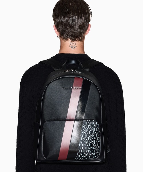 ARMANI EXCHANGE（アルマーニエクスチェンジ）の「【A|X アルマーニ エクスチェンジ】モノグラム×ストライプ　バックパック（バックパック/リュック・メンズ・グリーン/ネイビー/ダークブルー/レッド・FREE）」の14枚目の写真
