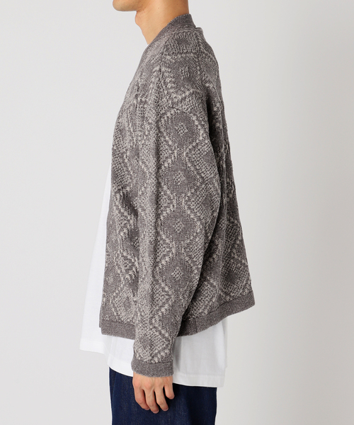 JOURNAL STANDARD relume（ジャーナルスタンダード　レリューム）の「CALIFORNIA アモルファス プレーティングカーディガン（ニット/セーター・メンズ・チャコールグレー/ブラック/ボルドー/ネイビー/ベージュ・MEDIUM/LARGE）」の22枚目の写真