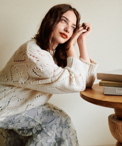 美品 トリーバーチ ビジュー装飾 高級シルク使用 ウール ニット XS 美品 トリーバーチ ビジュー装飾 高級シルク使用 ウール ニット XS