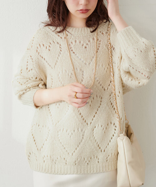 natural couture（ナチュラルクチュール）の「透かしハート柄ゆるニット（ニット/セーター・レディース・ライトグレー/ピンク/チャコールグレー/アイボリー・FREE）」の7枚目の写真