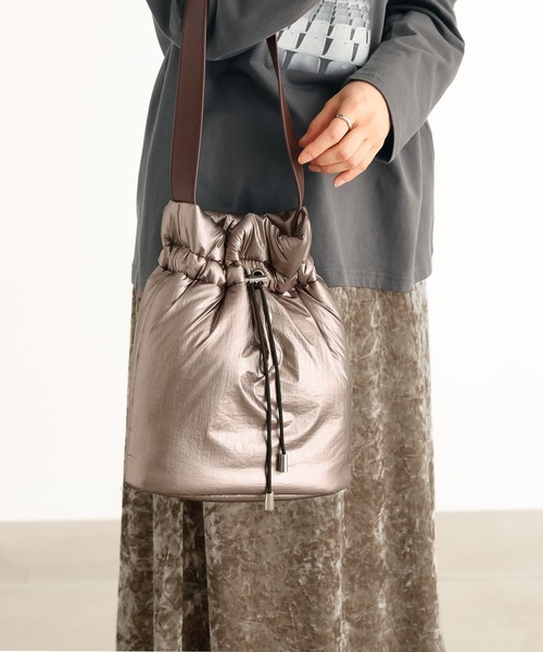 n'OrLABEL（ノアールレーベル）の「『パデッドデザイントートバッグ』（トートバッグ・レディース・シルバー/ブロンズ/ブラック・FREE）」の20枚目の写真